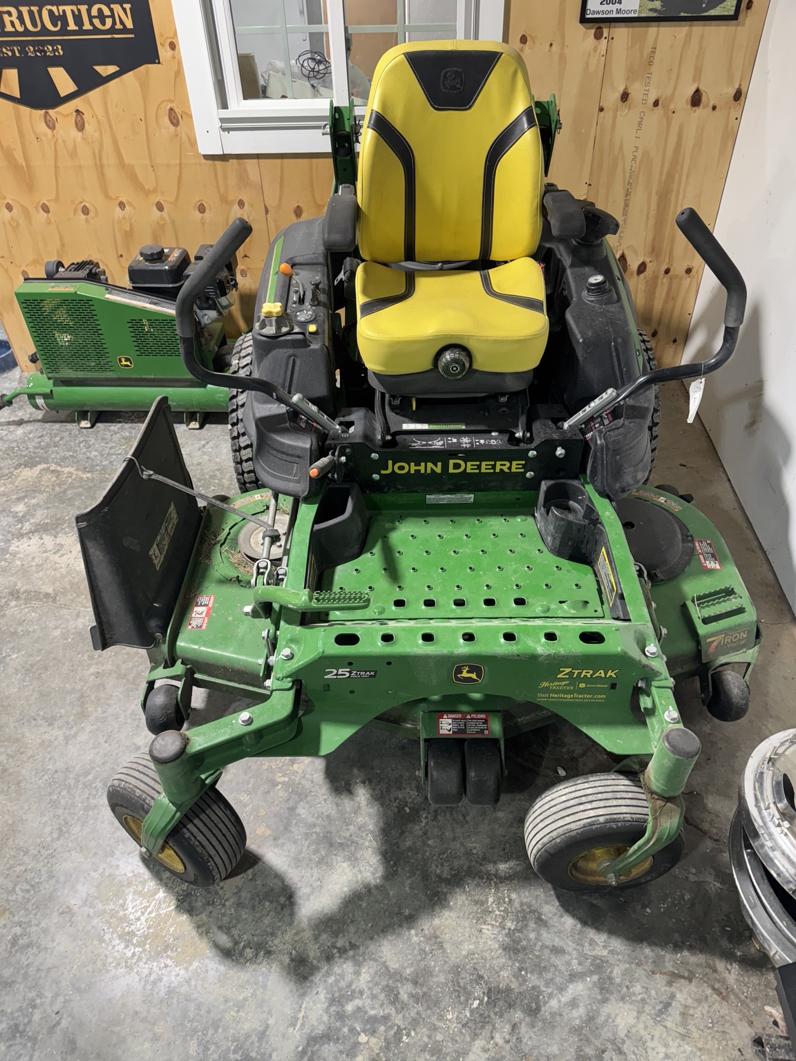 2022 John Deere Z950M Image 3