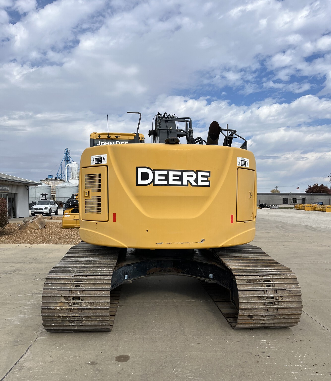 2015 John Deere 245G LC Image 7