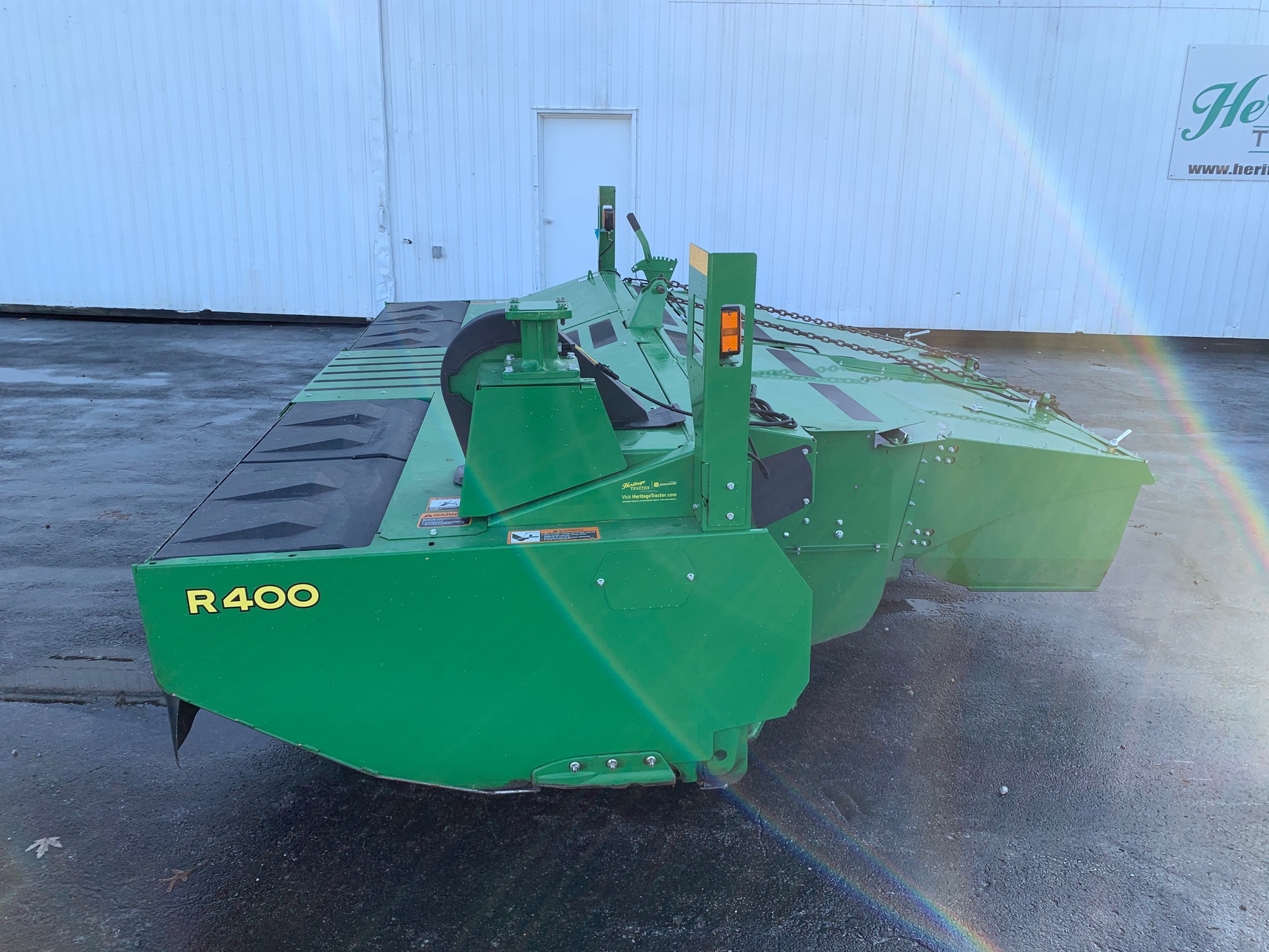  2024 John Deere R400 at Heritage Tractor in Lamar, MO