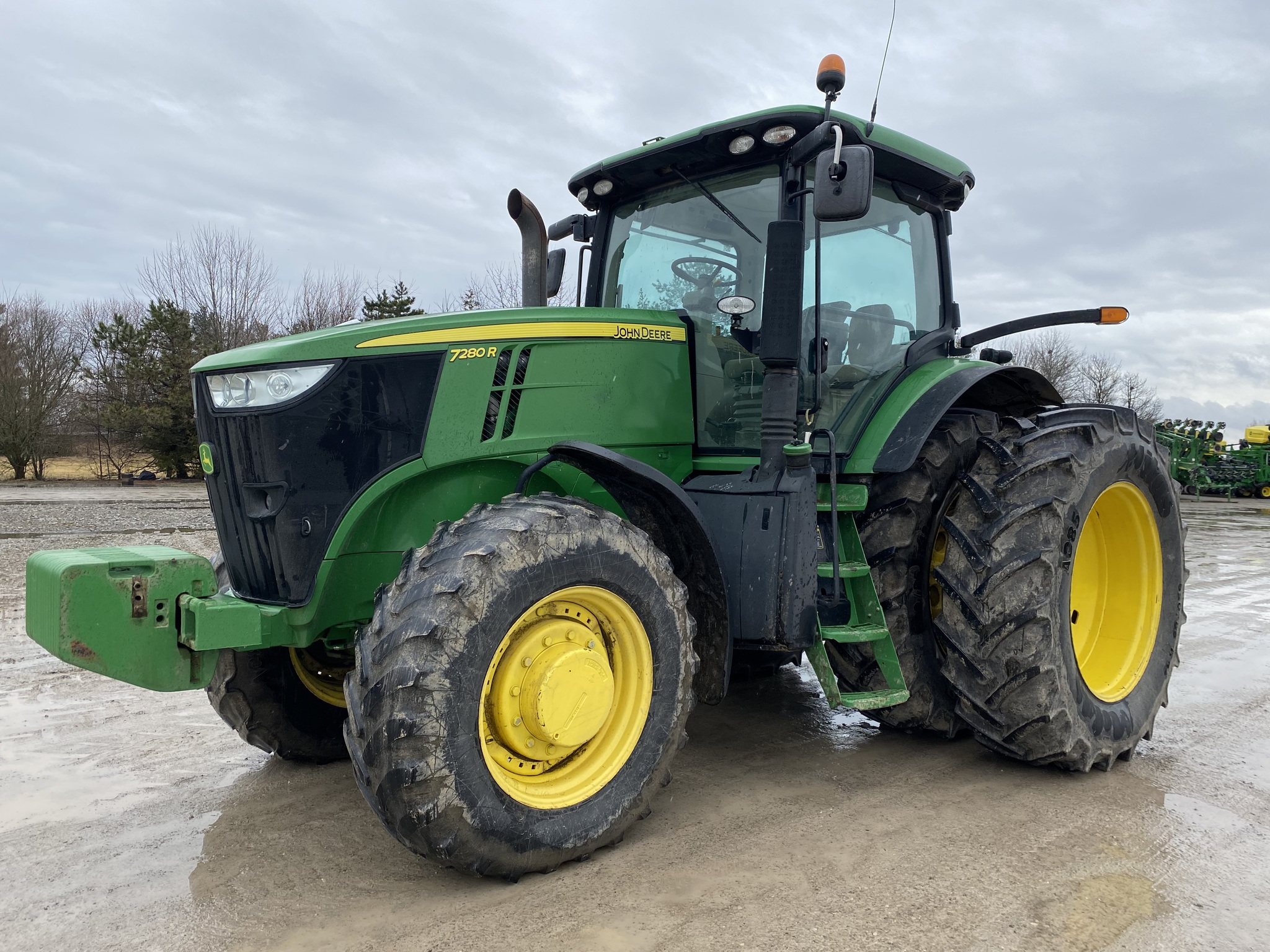 2012 John Deere 7280R Image 7