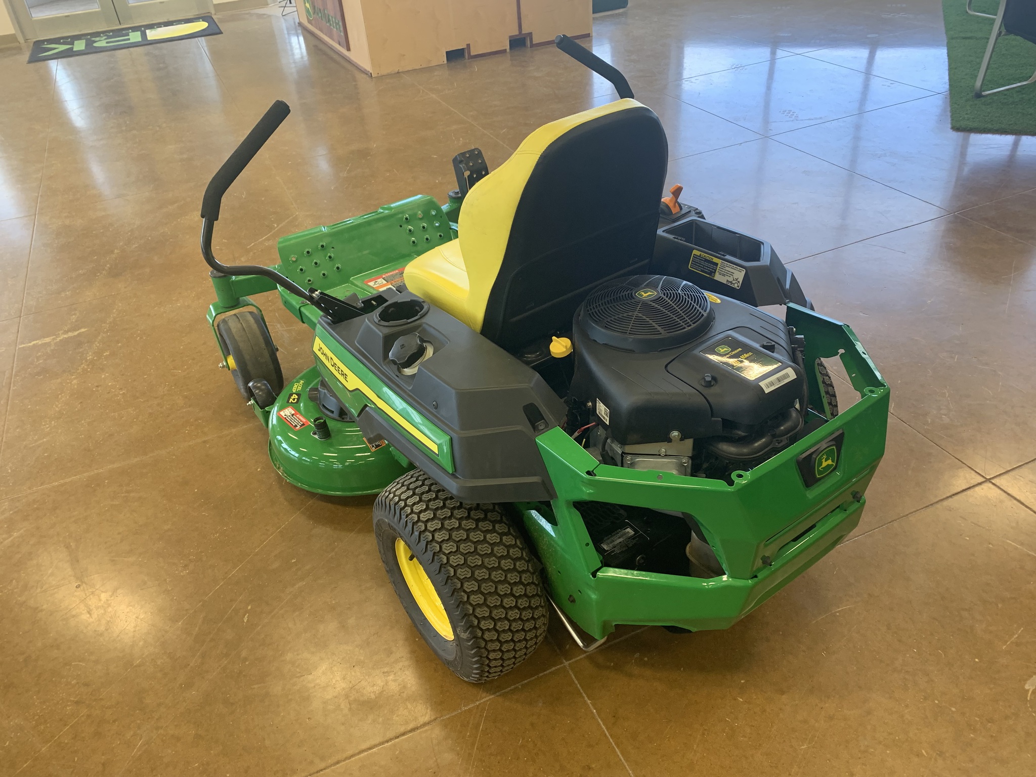 2022 John Deere Z315E Image 3