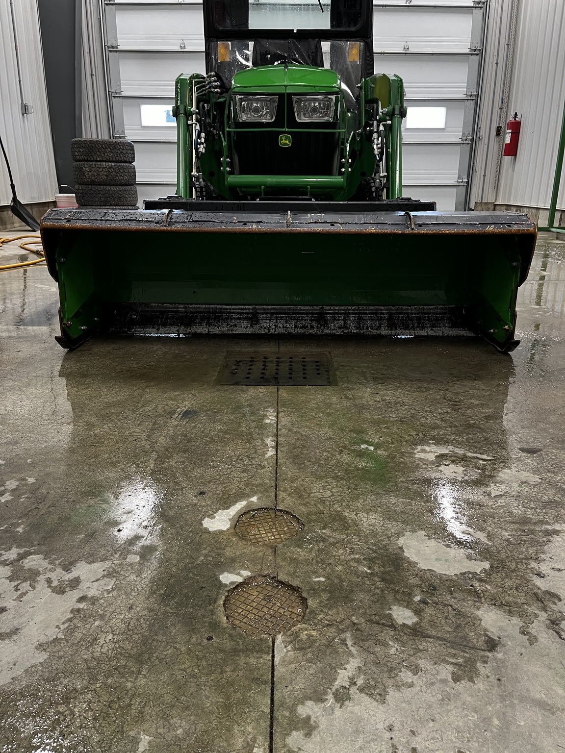 2022 John Deere 3025E Image 13