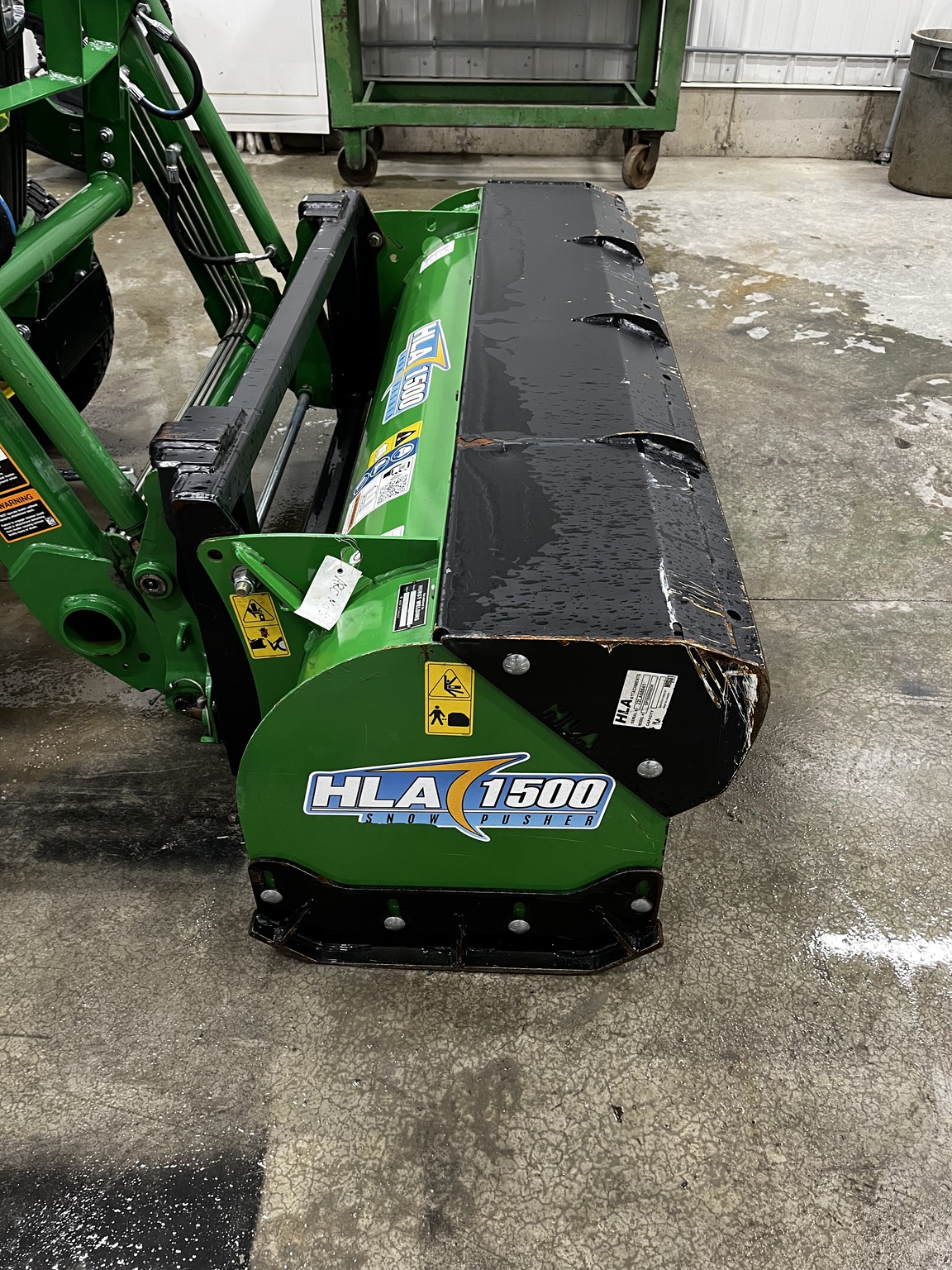 2022 John Deere 3025E Image 14