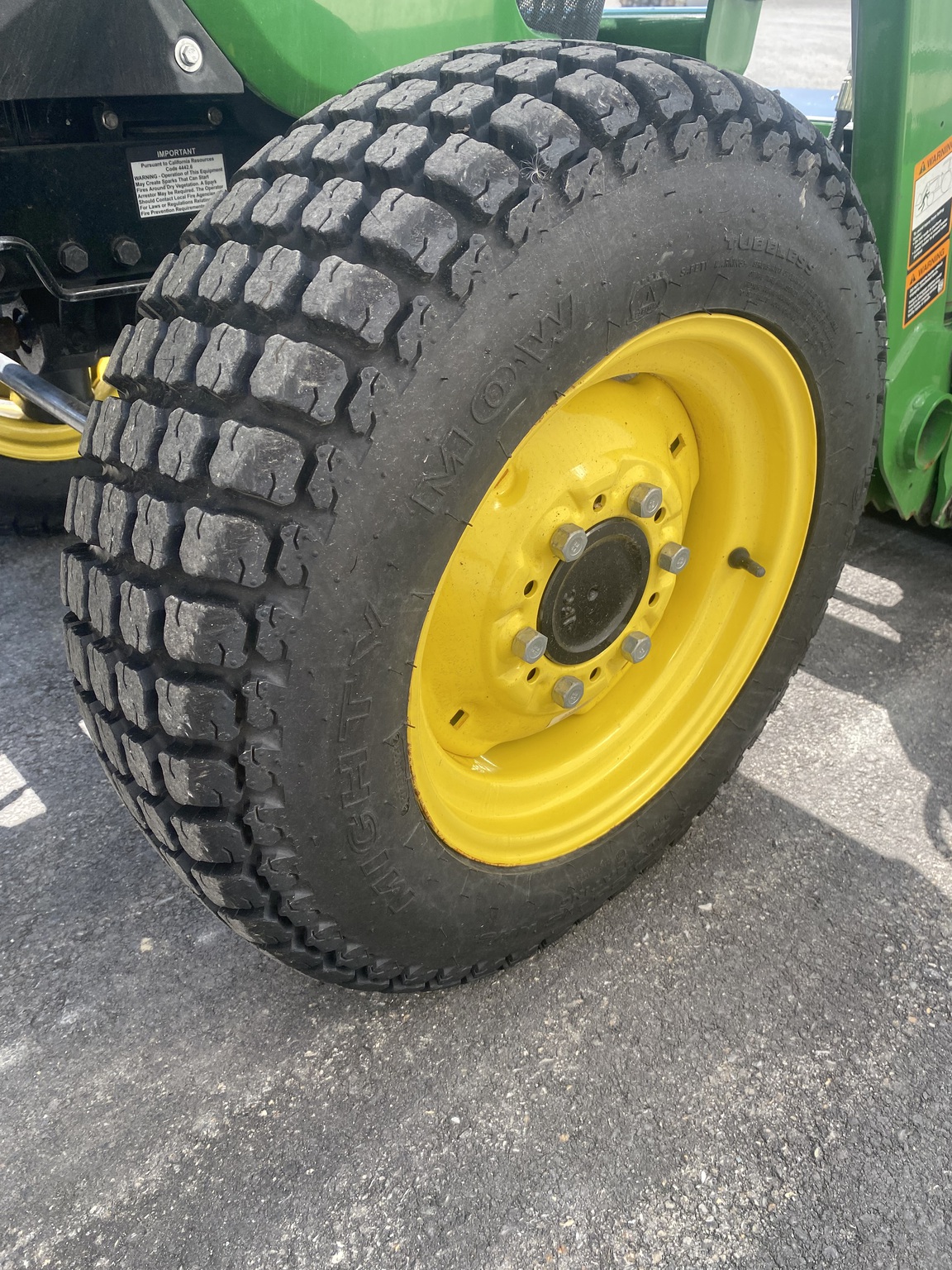 2022 John Deere 3025E Image 7