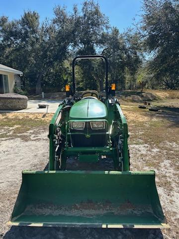 2021 John Deere 3035D Image 3