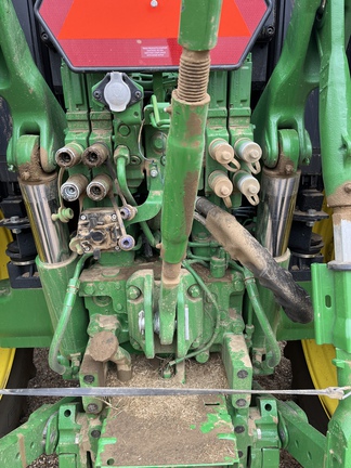 2025 John Deere 6155M (6th thumbnail)