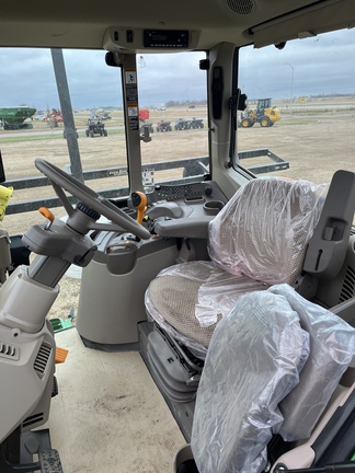 2025 John Deere 6155M (9th thumbnail)