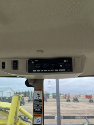 2025 John Deere 6155M (16th thumbnail)