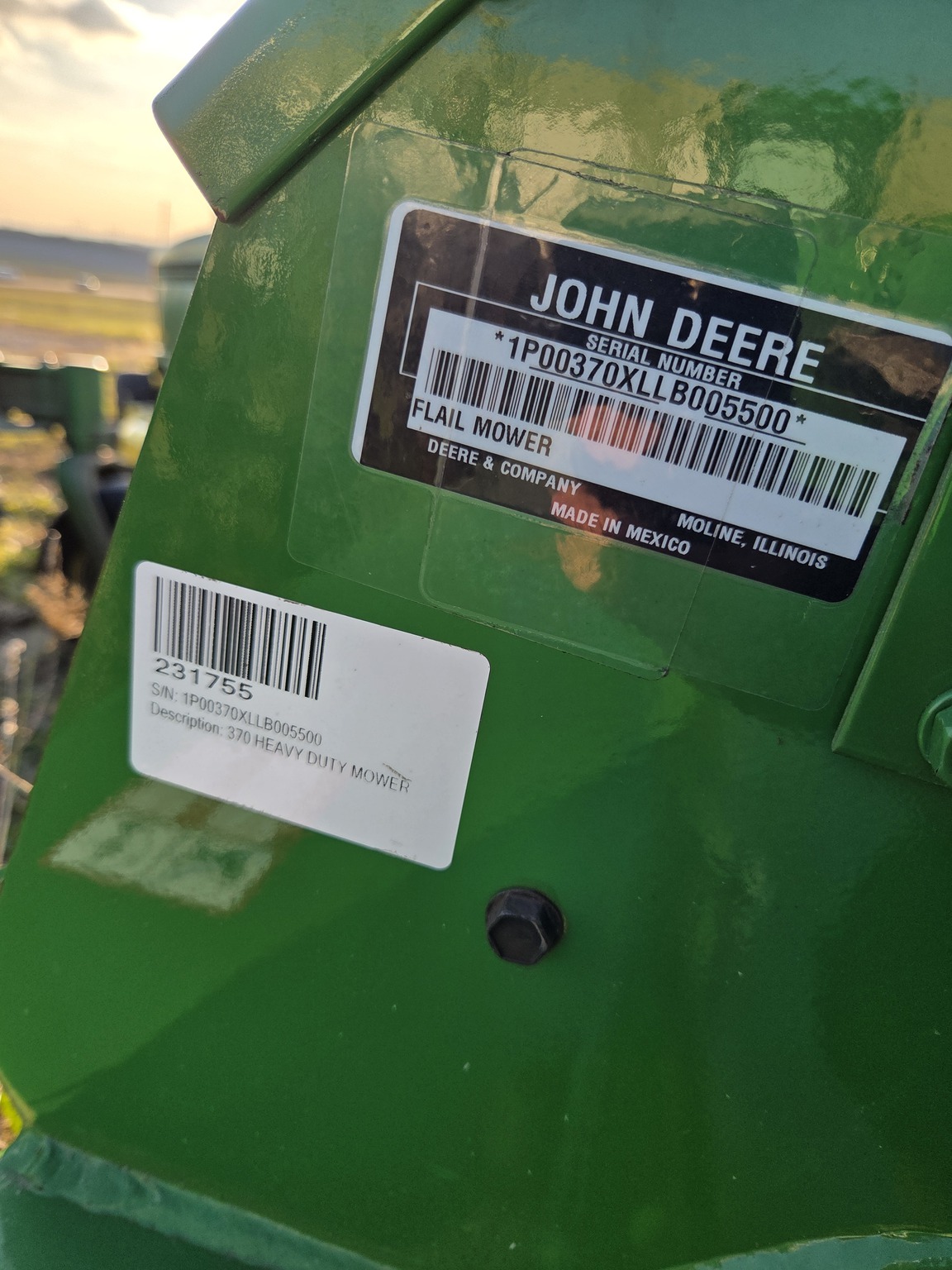 2020 John Deere 370 Image 3