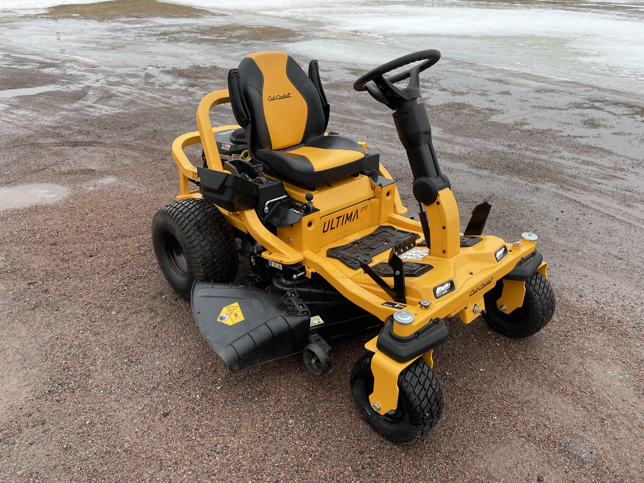2022 Cub Cadet ZTS1 50 Image 3
