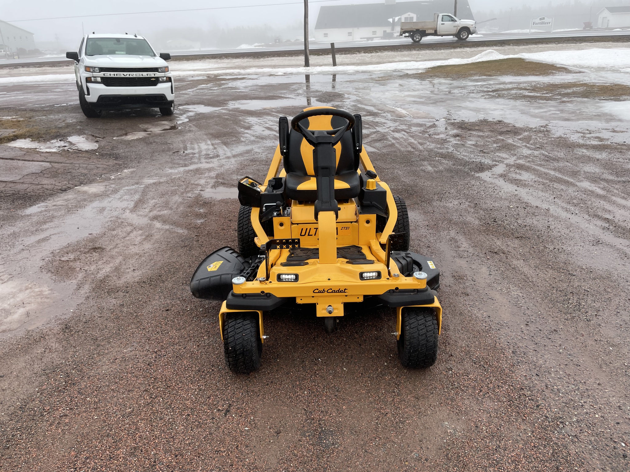 2022 Cub Cadet ZTS1 50 Image 2