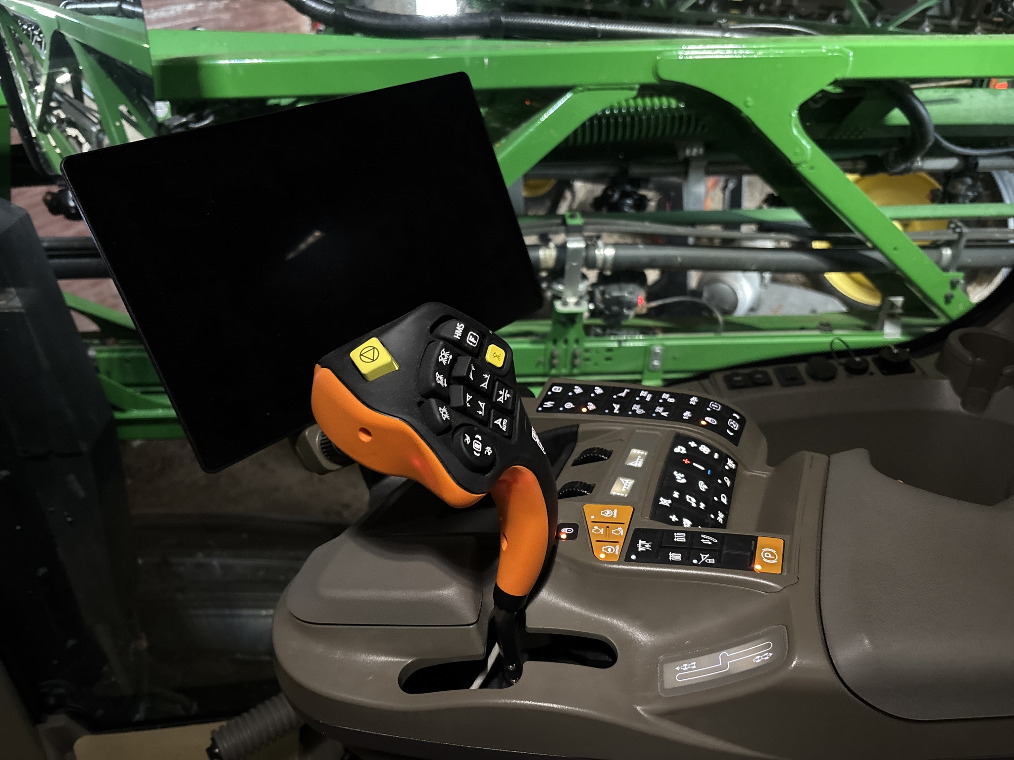 Used 2025 John Deere 412R Self Propelled Sprayers at Koenig Equipment in Urbana, OH - PhotoXL5