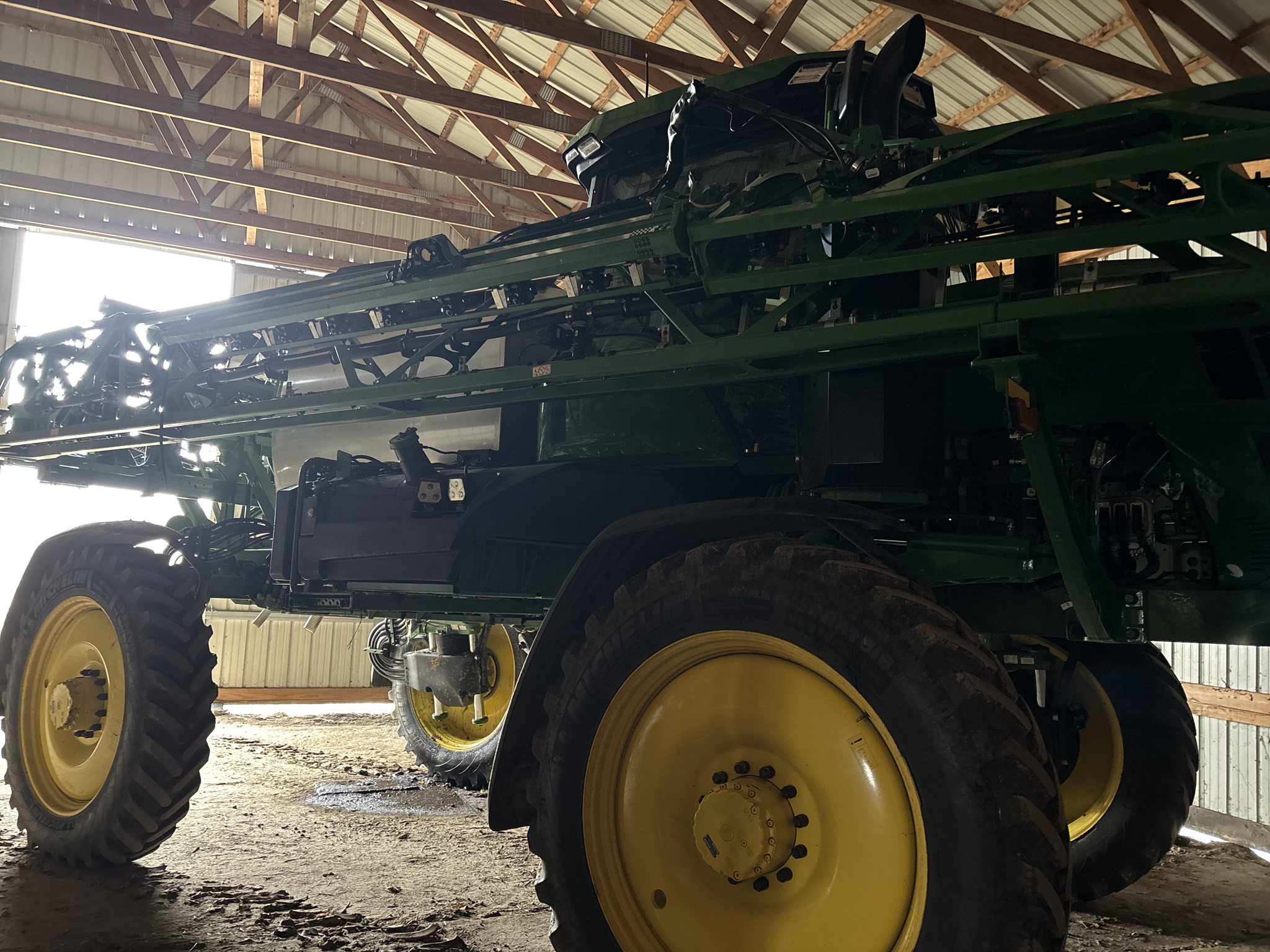 Used 2025 John Deere 412R Self Propelled Sprayers at Koenig Equipment in Urbana, OH - PhotoXL1