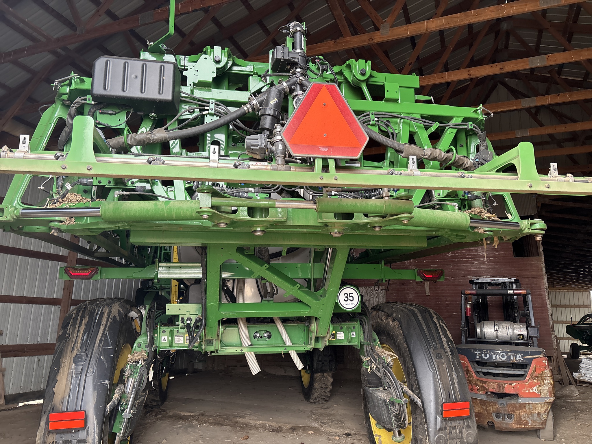 Used 2025 John Deere 412R Self Propelled Sprayers at Koenig Equipment in Urbana, OH - PhotoXL14