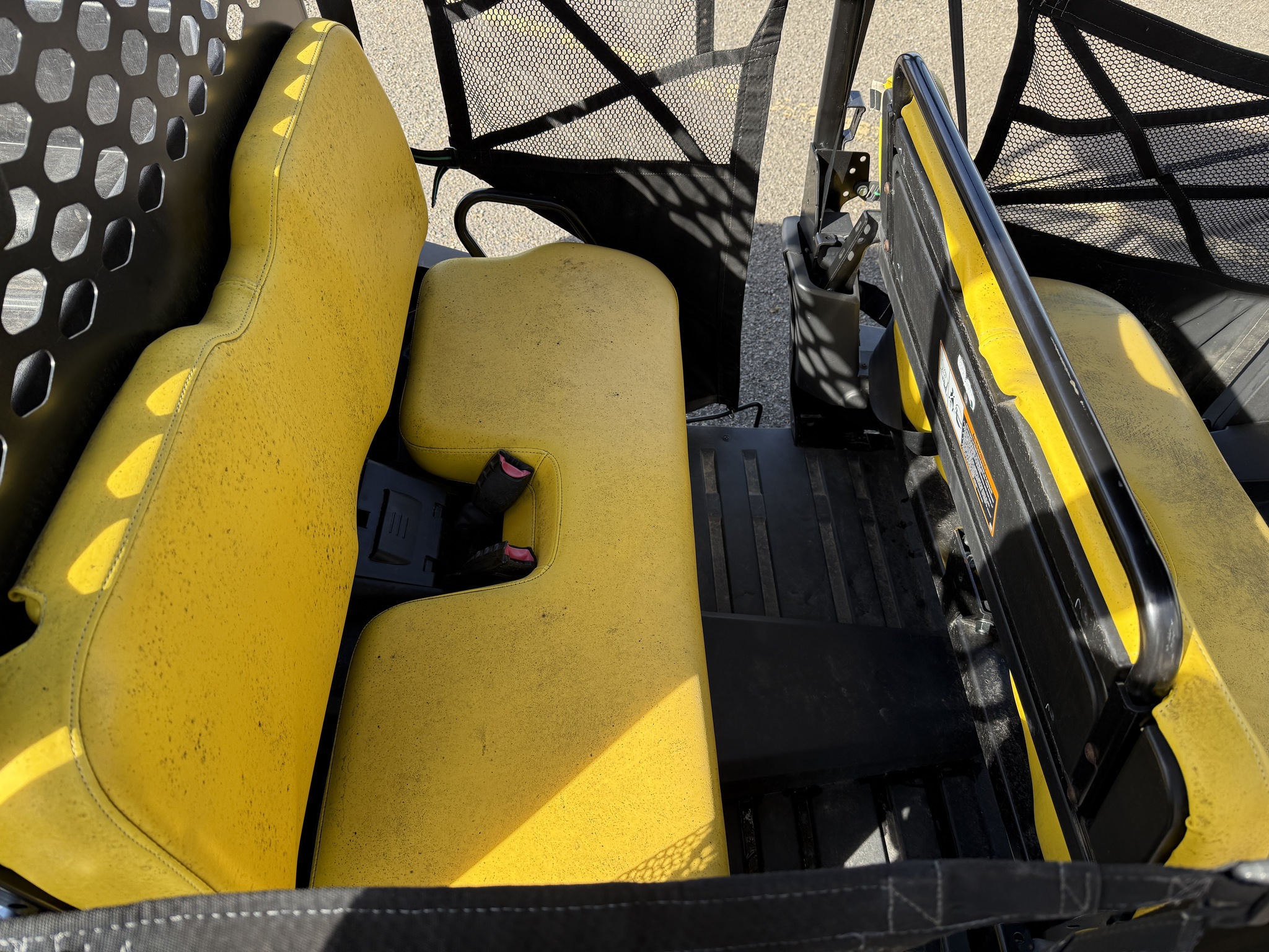 2022 John Deere 590M S4 Image 10