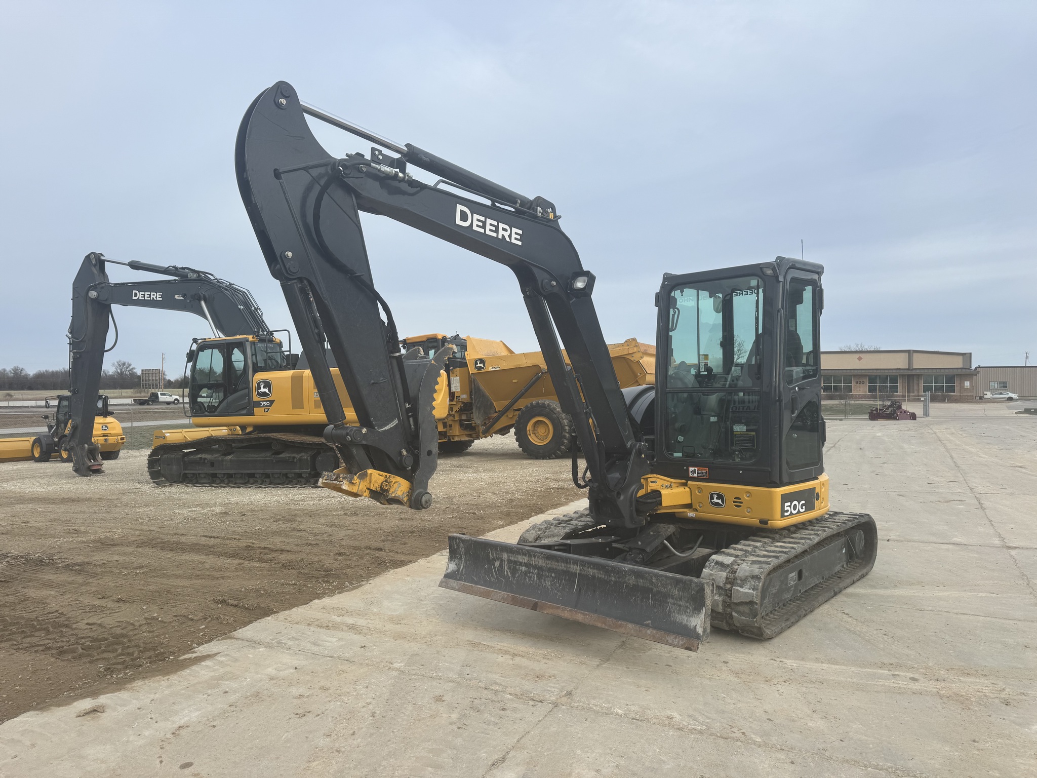 2019 John Deere 50G Image 3