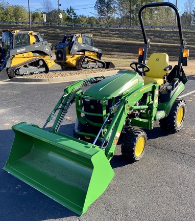 2024 John Deere 1025R Photo 1