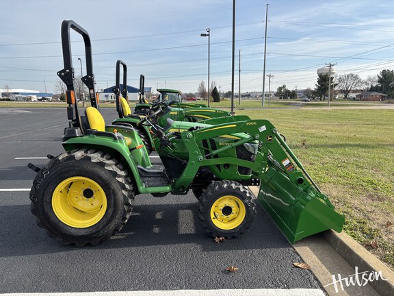 Photo of 2025 John Deere 3032E