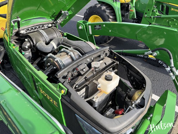 Photo of 2025 John Deere 3032E