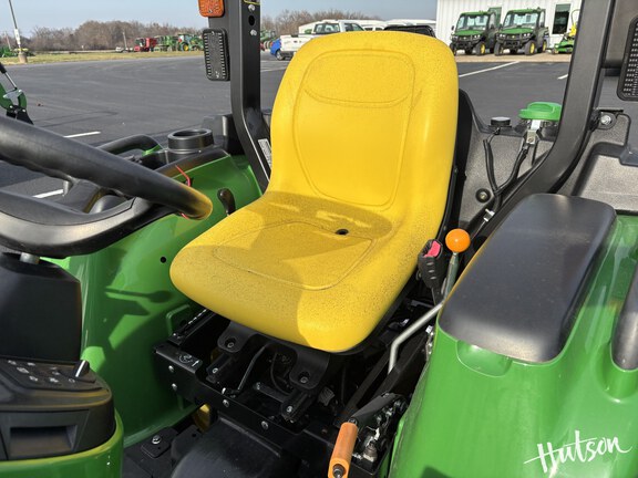 Photo of 2025 John Deere 3032E