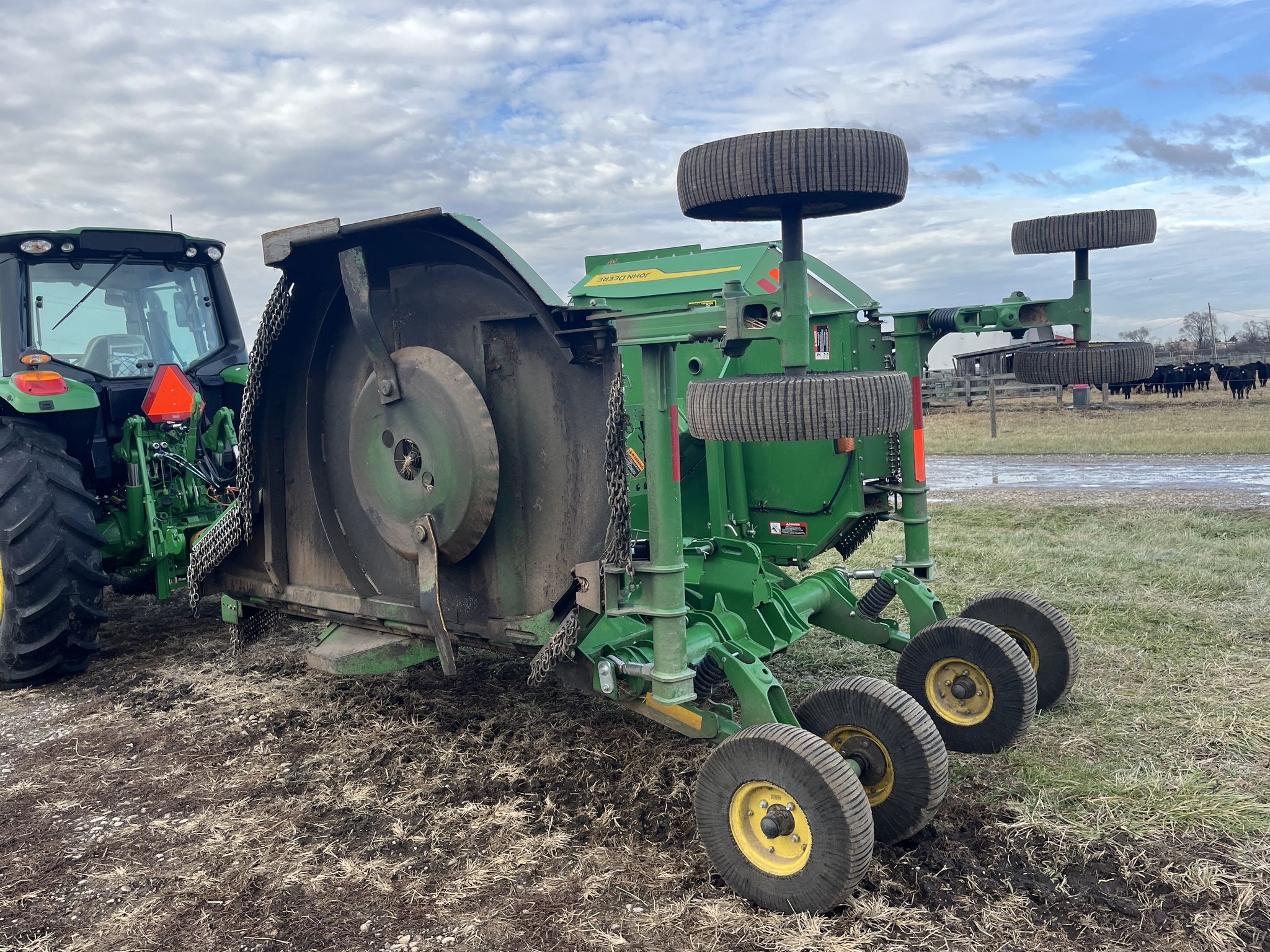 2024 John Deere FC15M Image 4