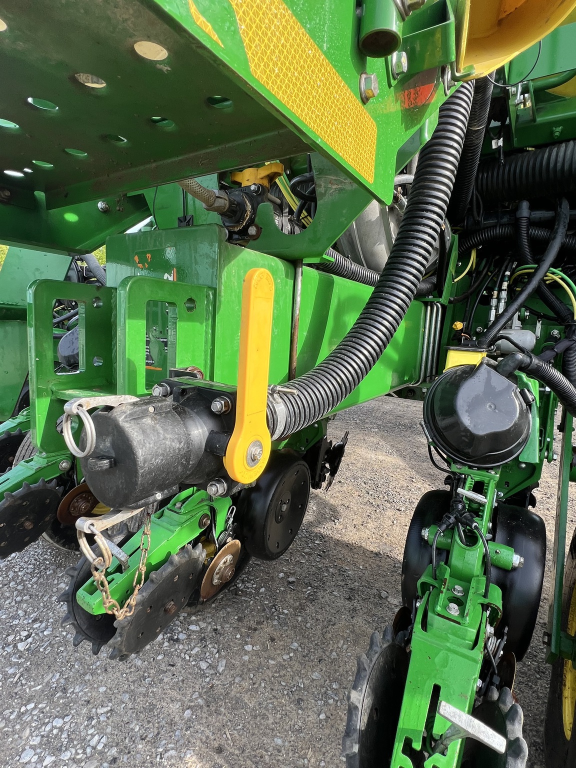 2018 John Deere 1775NT Image 8