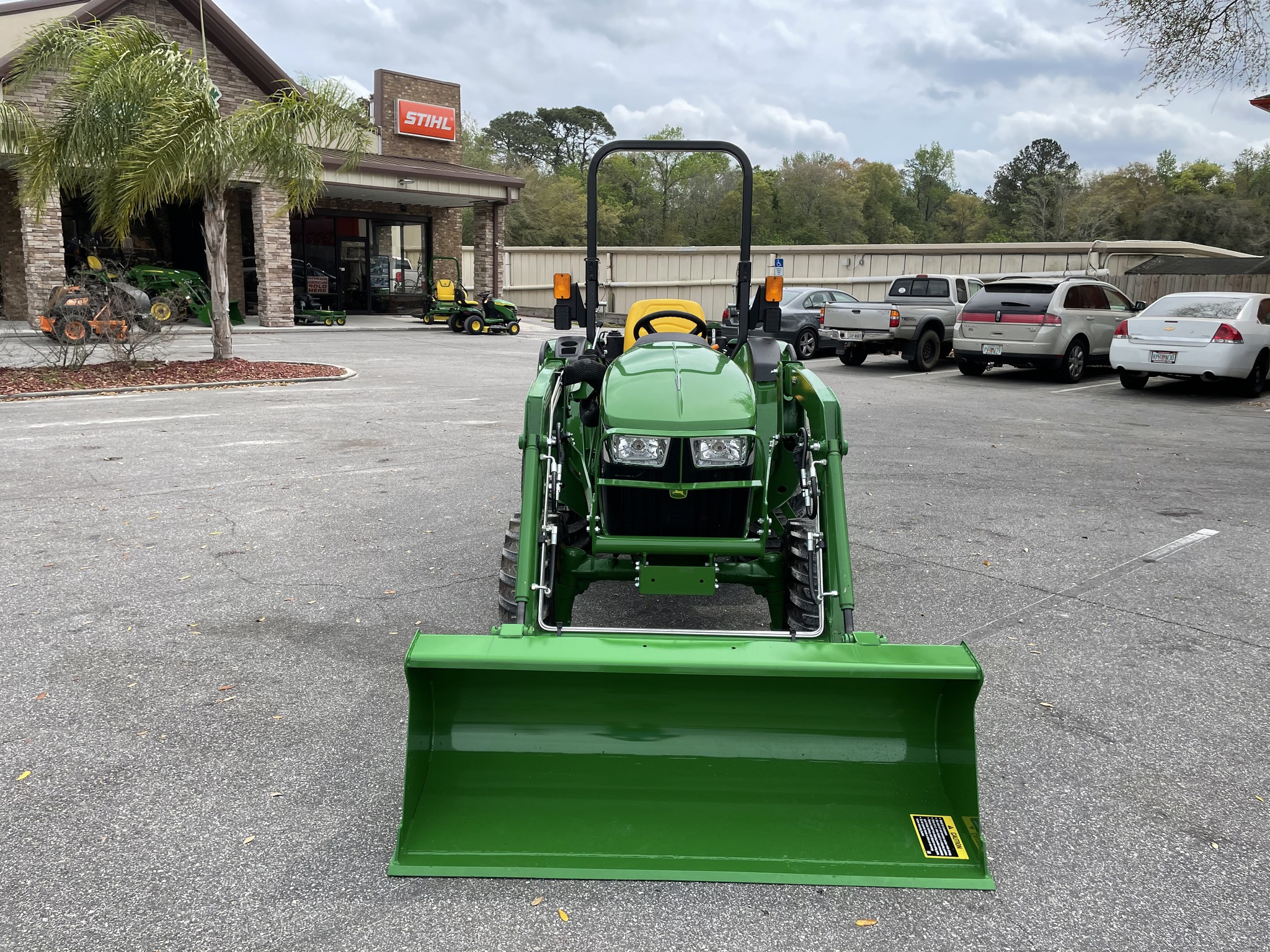 2025 John Deere 3043D Image 1
