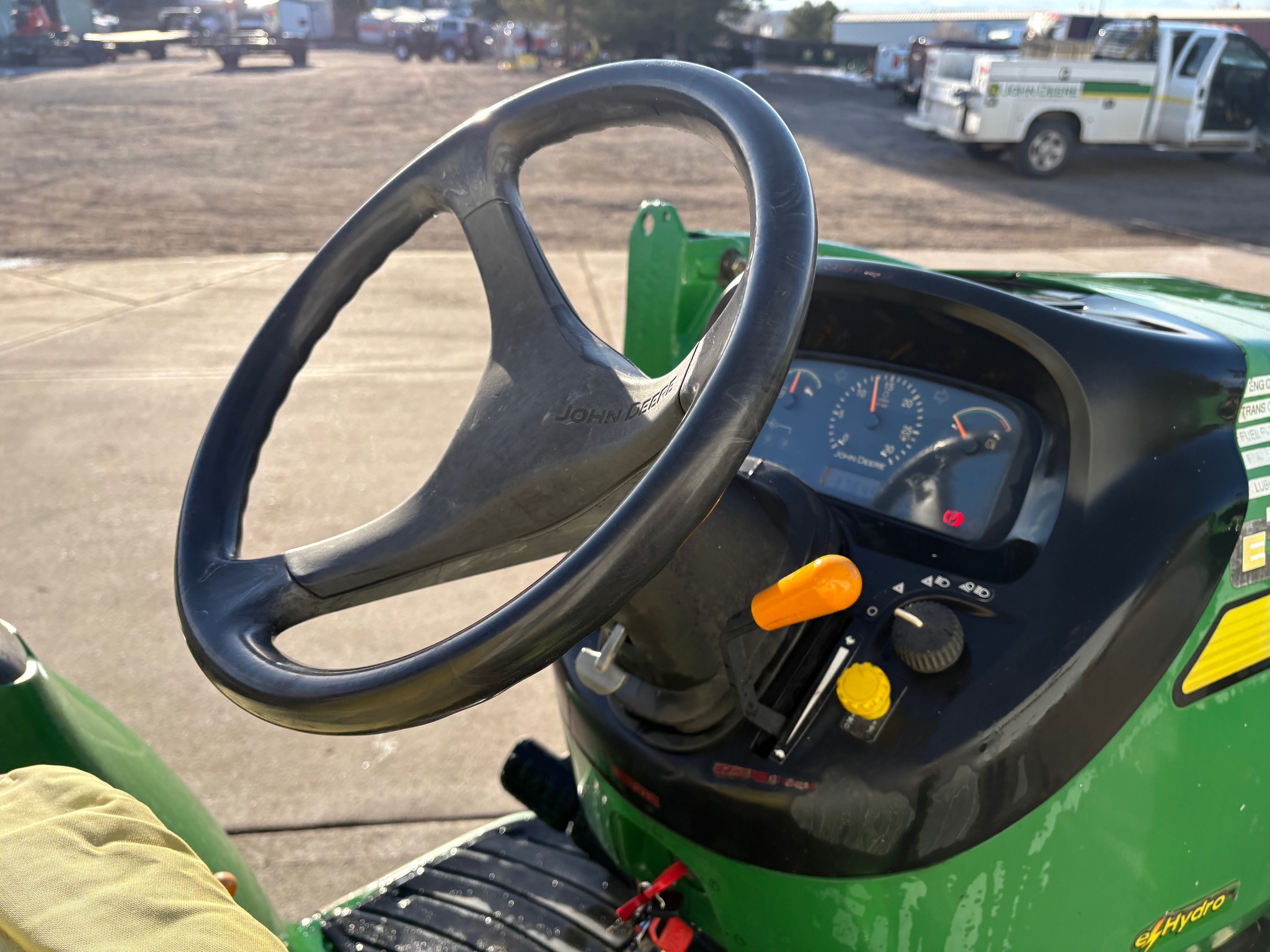 2007 John Deere 3720 Image 13