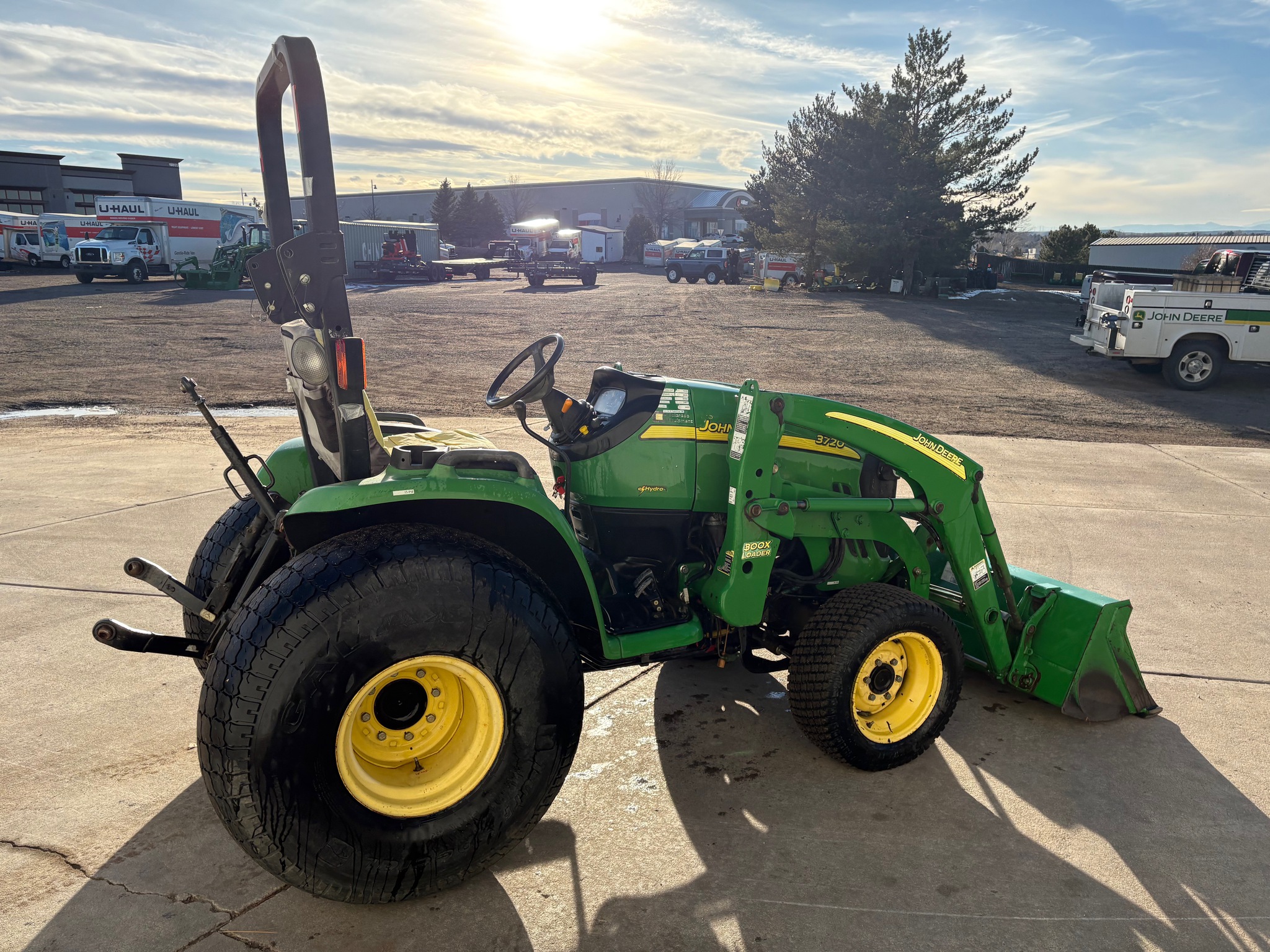 2007 John Deere 3720 Image 5