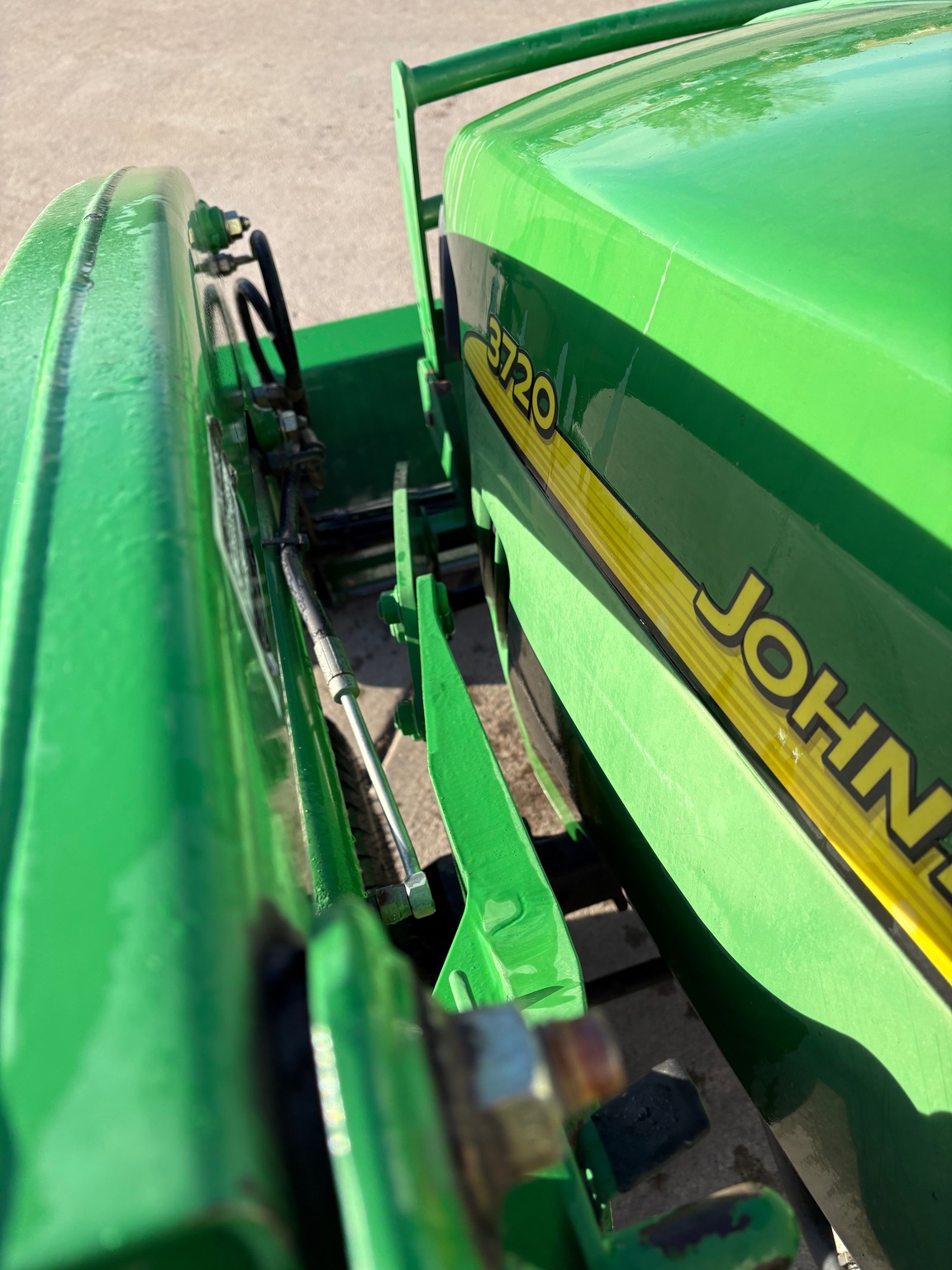2007 John Deere 3720 Image 7
