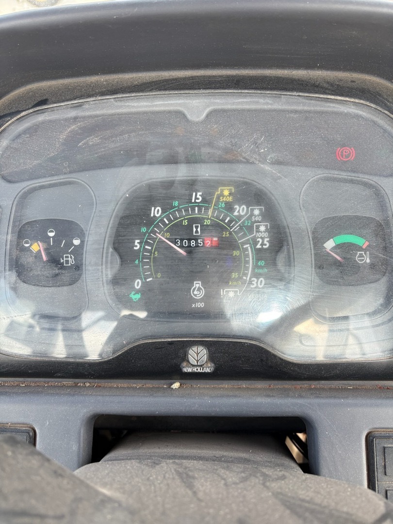 New Holland TL70 Image 5