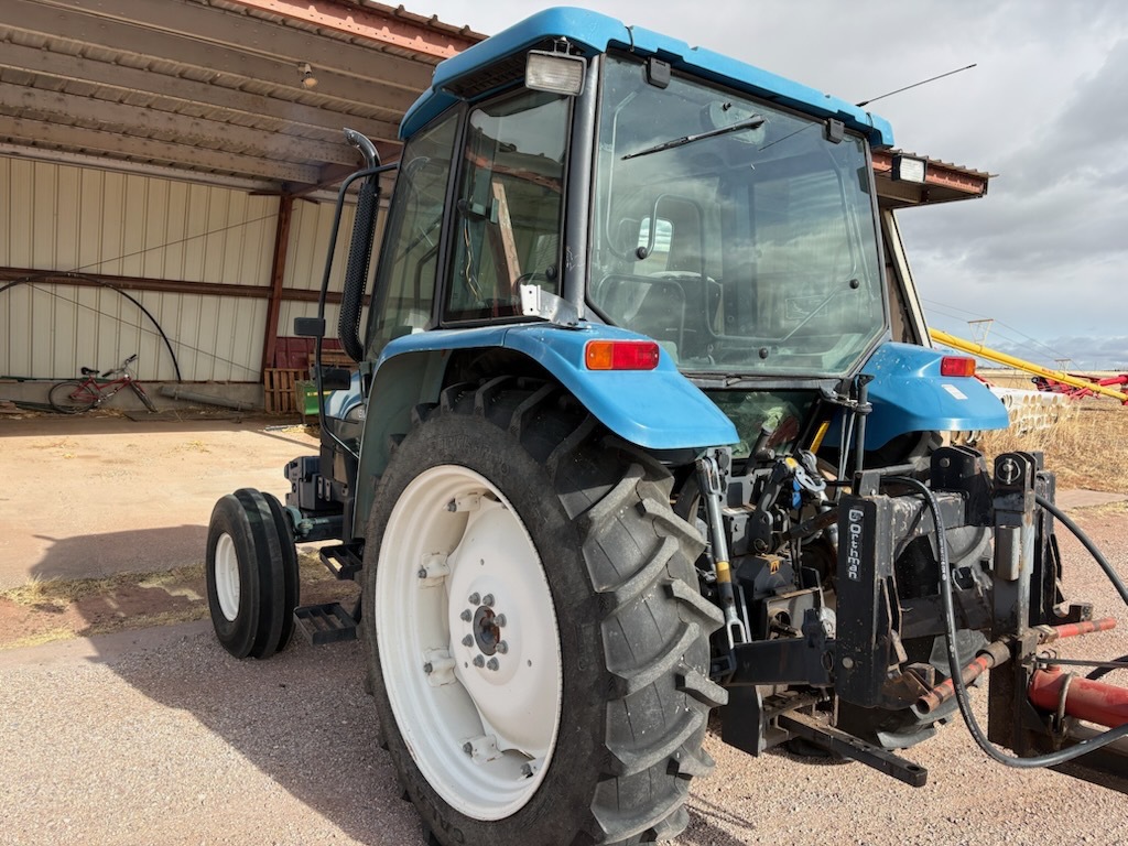 New Holland TL70 Image 3