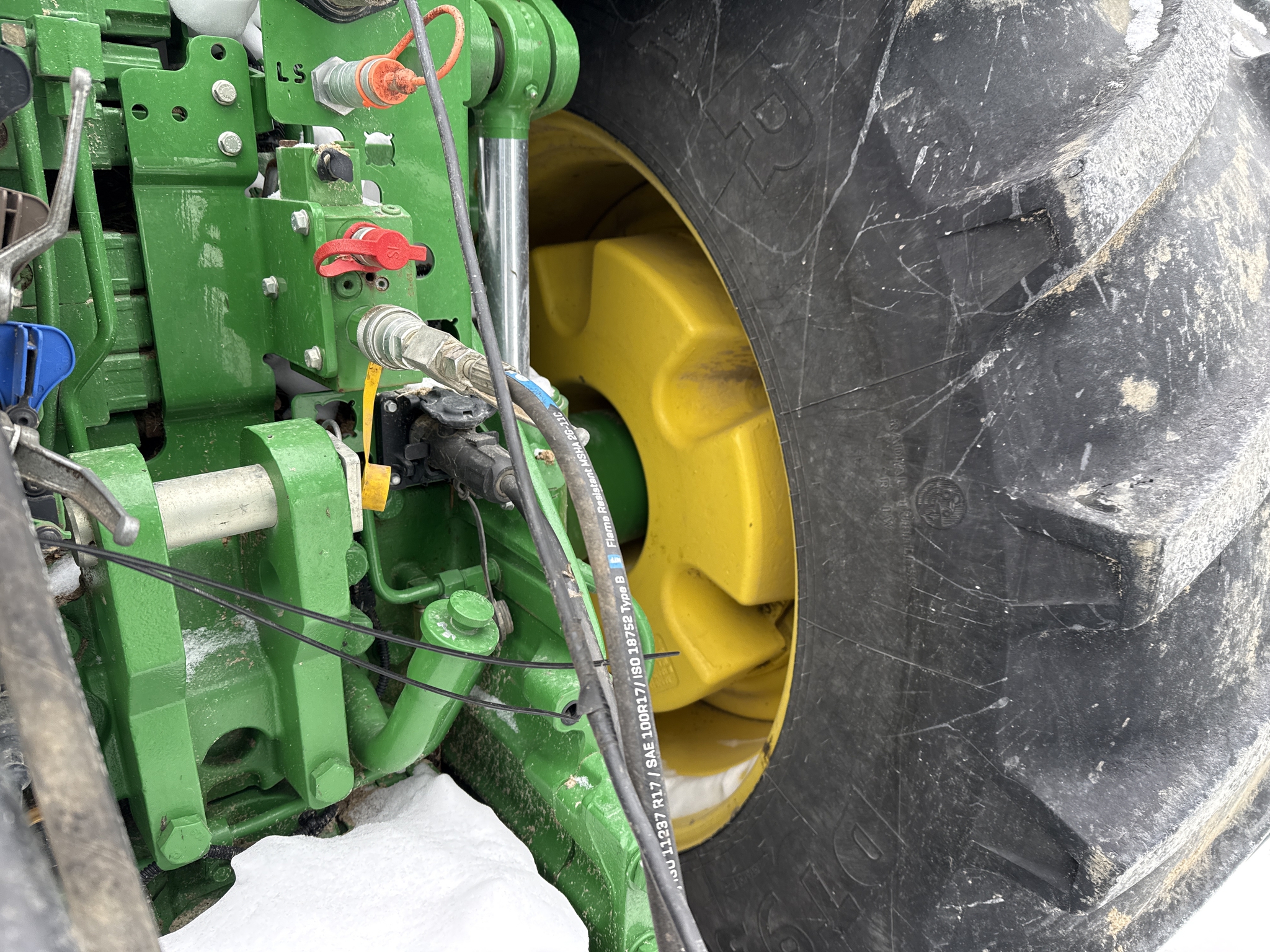 2023 John Deere 8R 410 Image 16