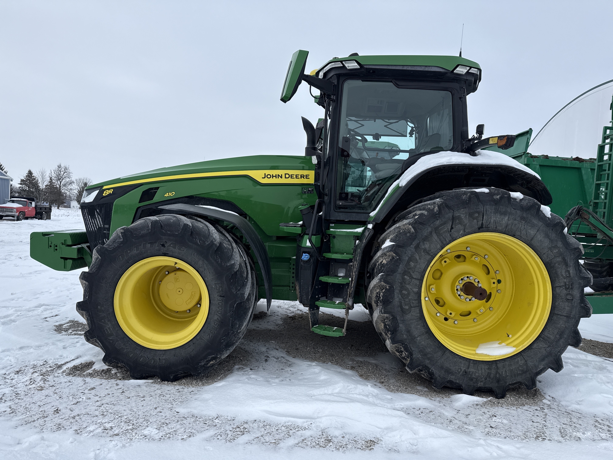 2023 John Deere 8R 410 Image 6
