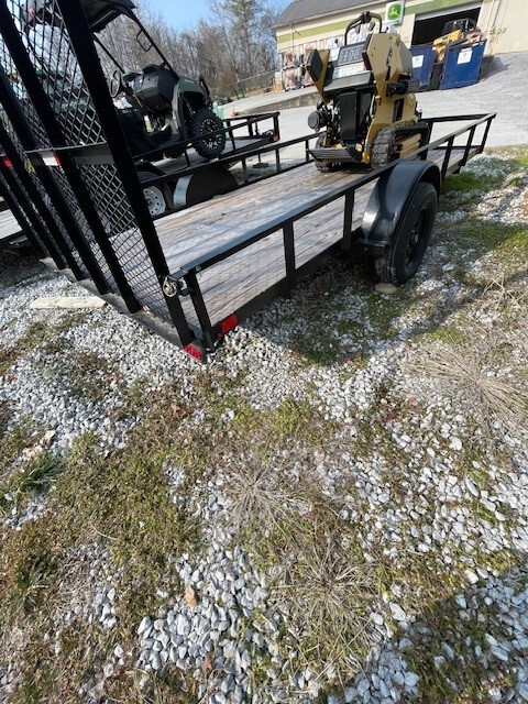 2025 Linx UT357714T 14' DECK Image 1