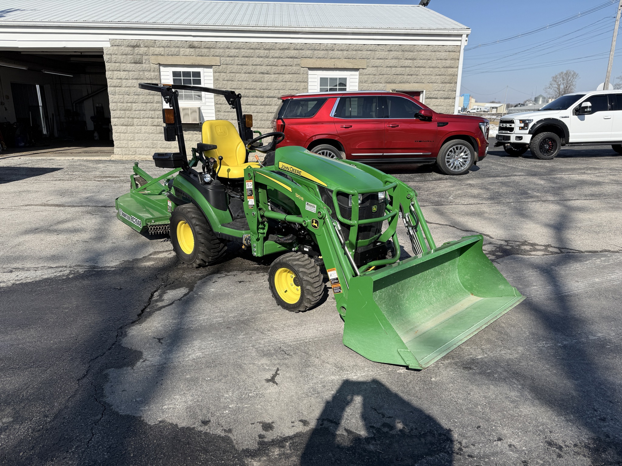 2019 John Deere 1025R Image 13
