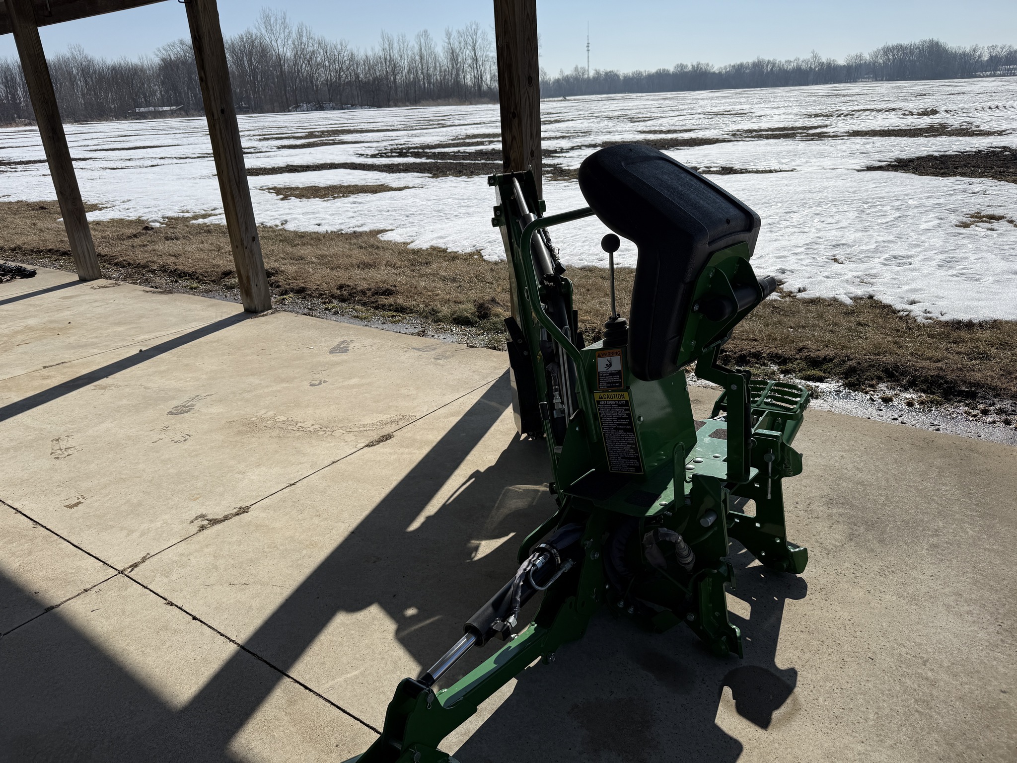 2019 John Deere 1025R Image 25