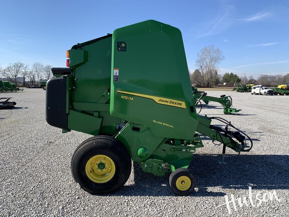 Photo of 2025 John Deere 451M
