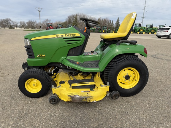 2012 John Deere X724 - Photo6