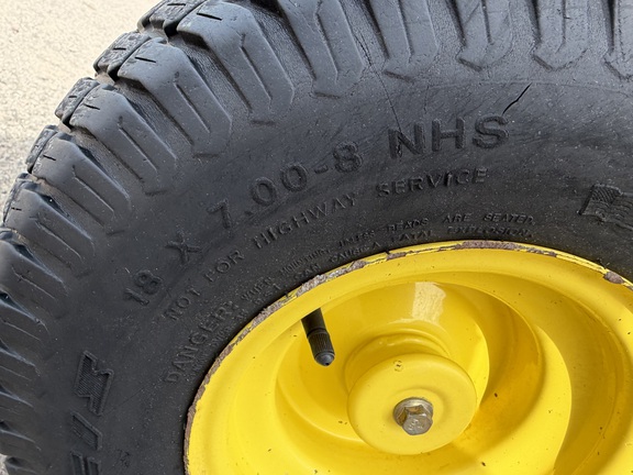 2012 John Deere X724 - Photo9