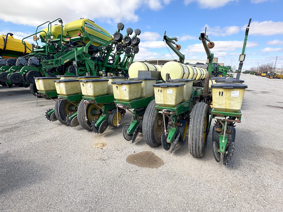 1985 John-Deere 7000