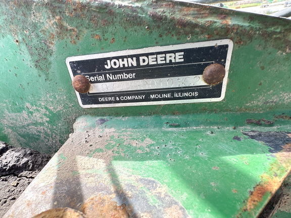 1985 John-Deere 7000