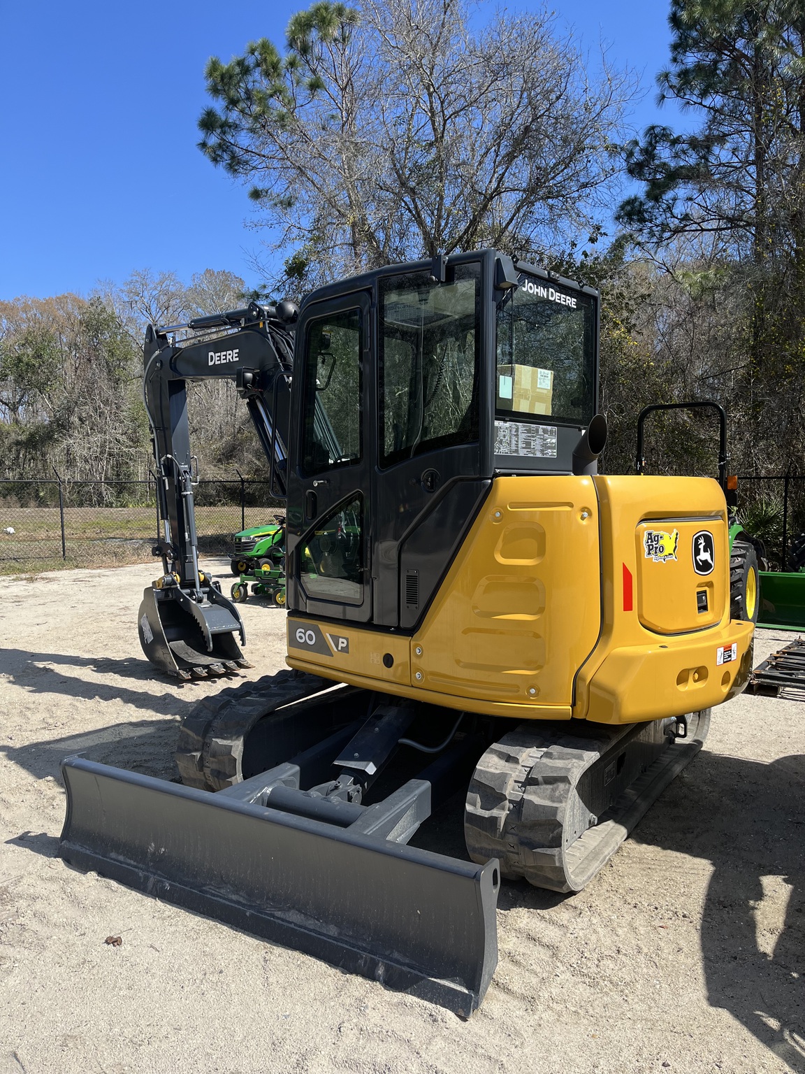 2025 John Deere 60 P Image 2
