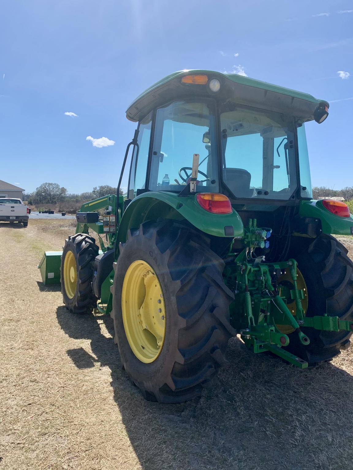 2021 John Deere 5090E Image 6
