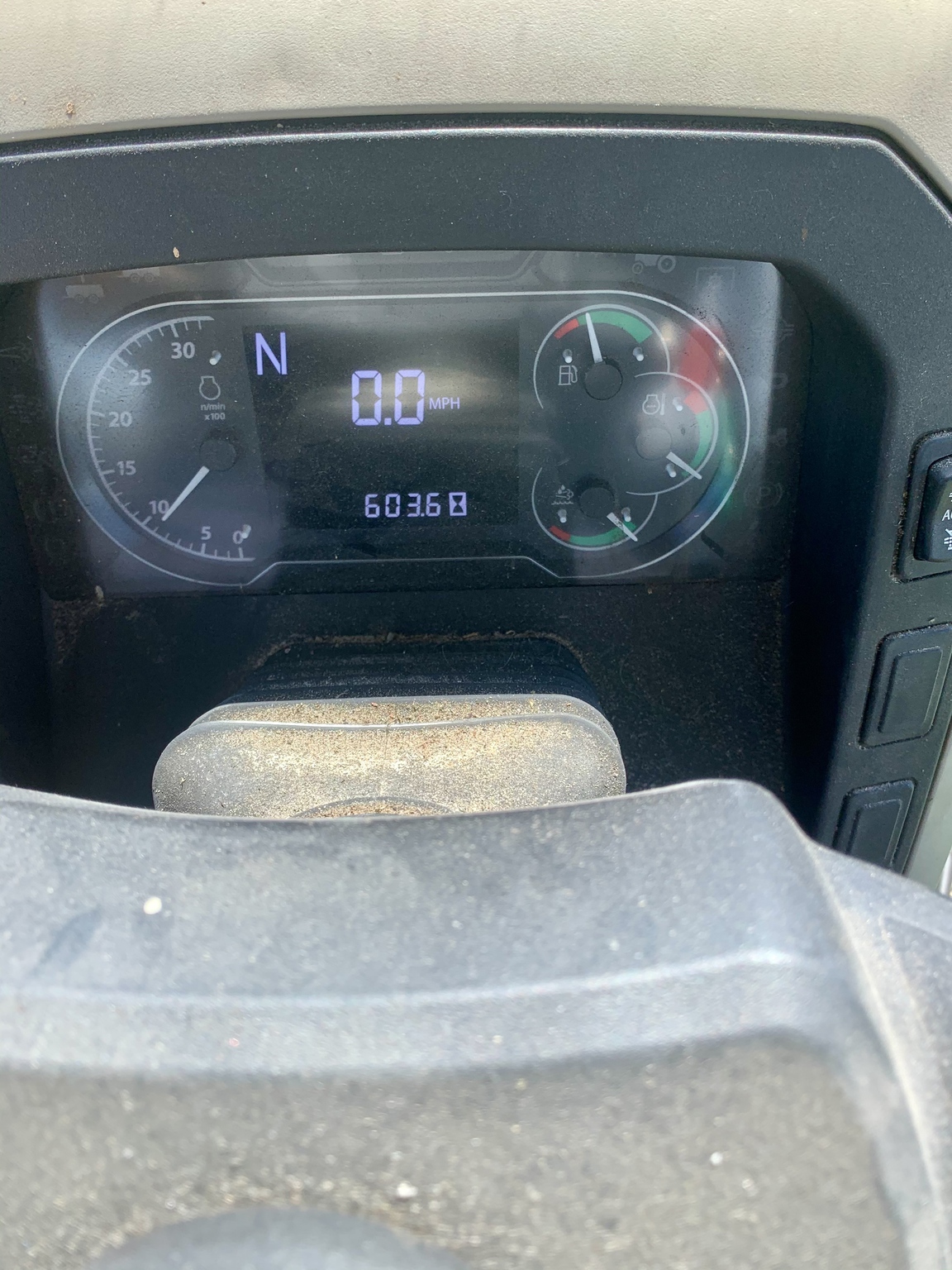 2021 John Deere 5090E Image 8