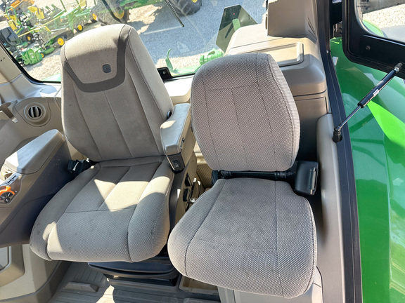 2020 John-Deere 8R 340