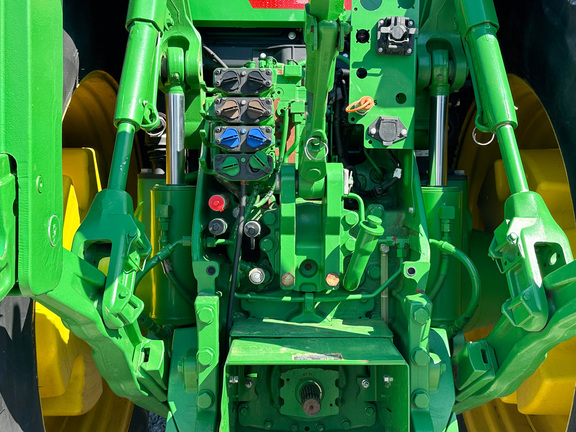 2020 John-Deere 8R 340