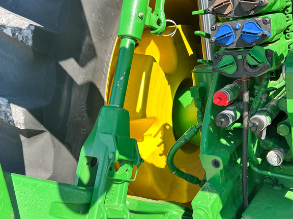 2020 John-Deere 8R 340