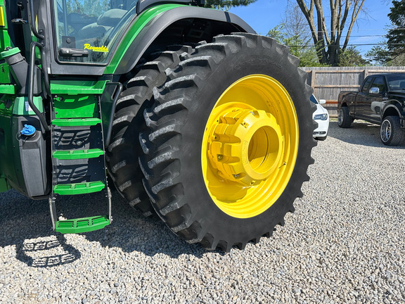 2020 John-Deere 8R 340