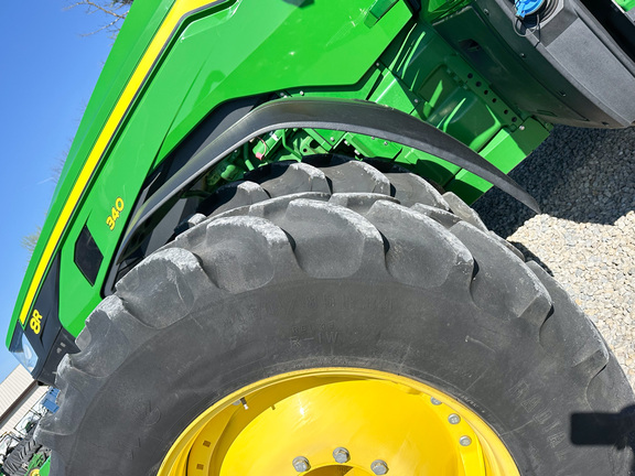 2020 John-Deere 8R 340